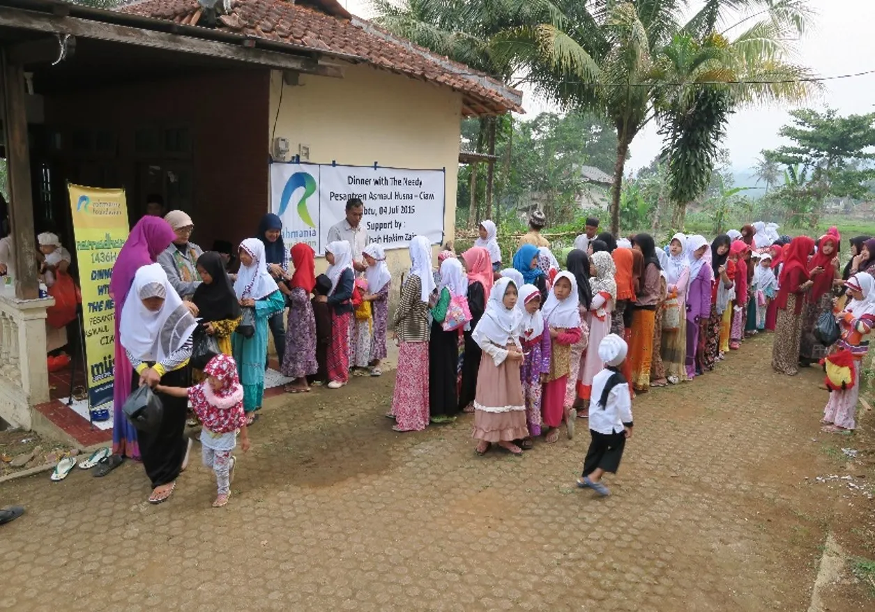 Children at Iftaar